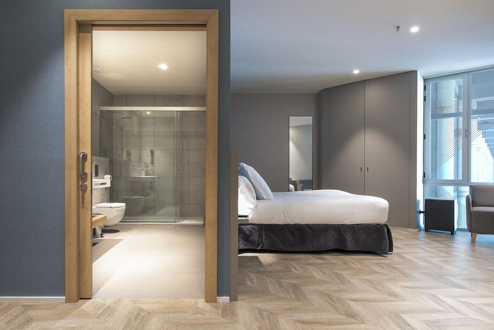 Sleep&Fly Hotel El Prat de Llobregat Luaran gambar